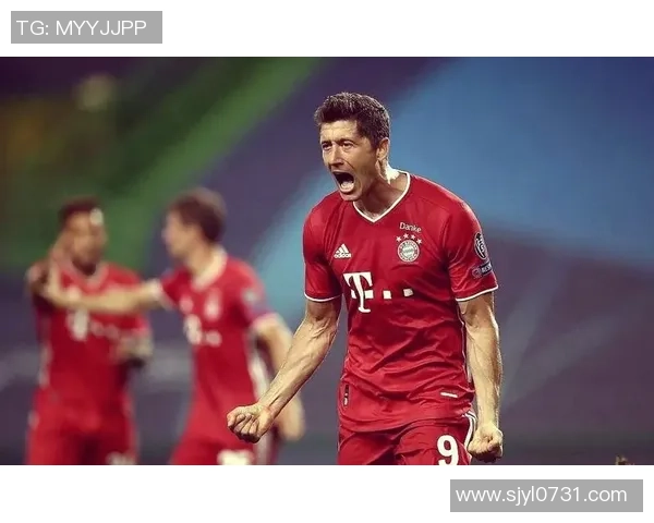 莱万带领球队再创辉煌赛季表现引发全球关注与热议